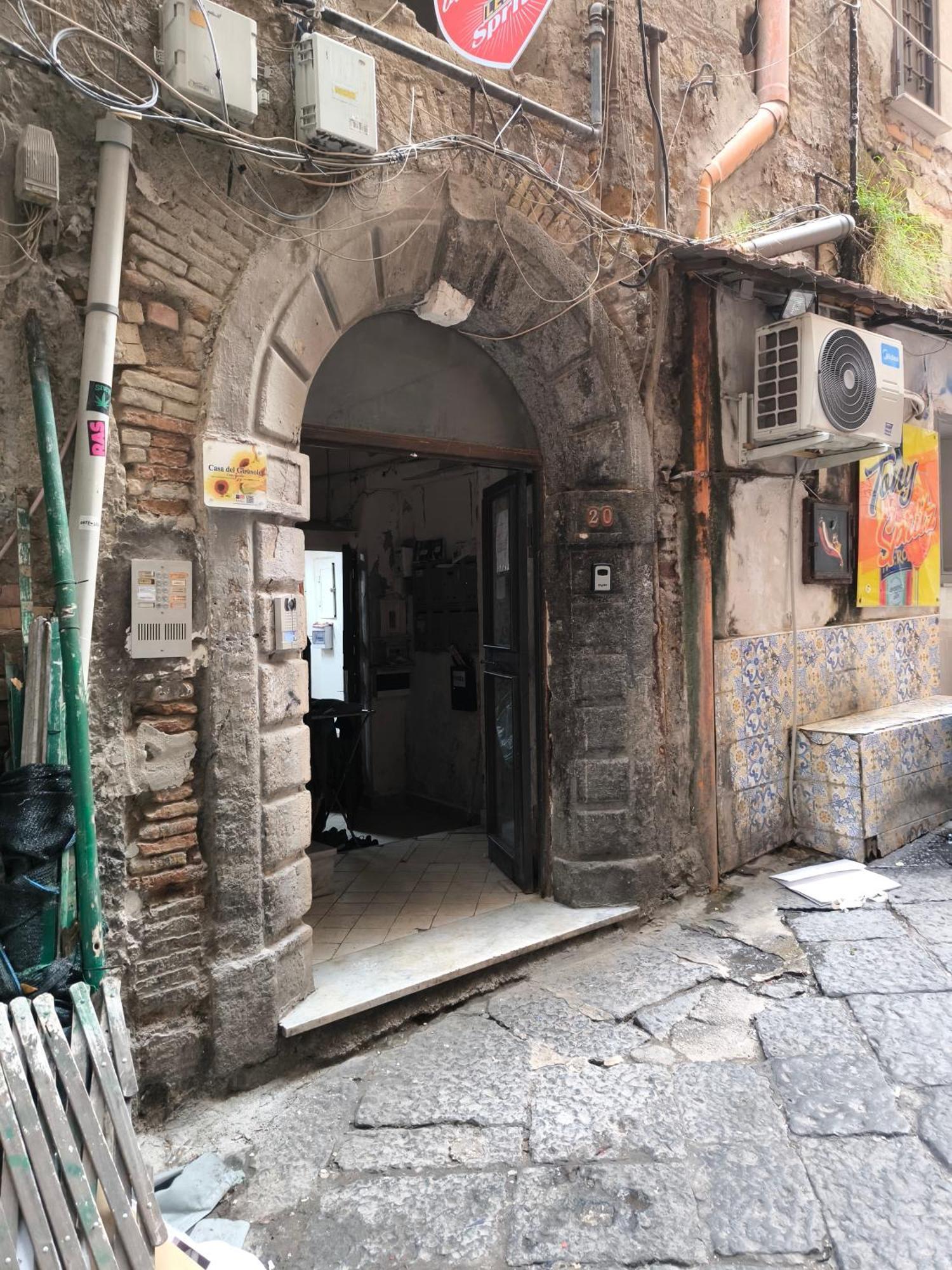 Appartement Casa Del Girasole à Naples Extérieur photo