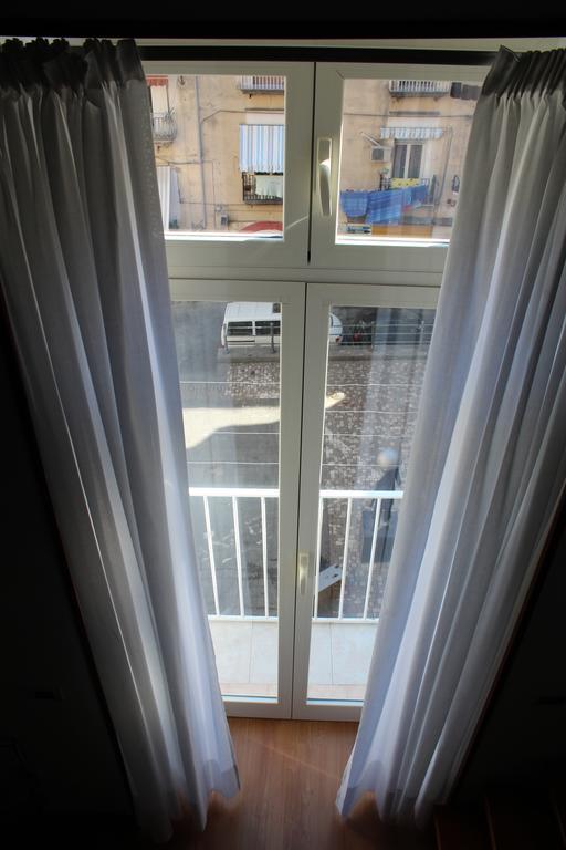 Appartement Casa Del Girasole à Naples Extérieur photo