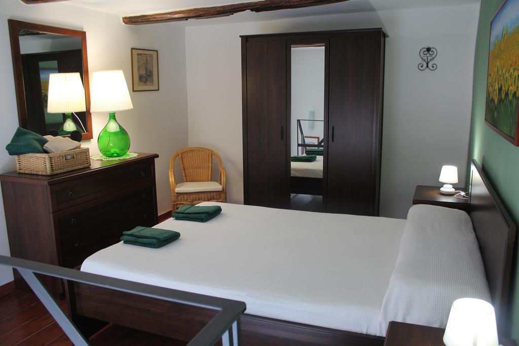 Appartement Casa Del Girasole à Naples Extérieur photo